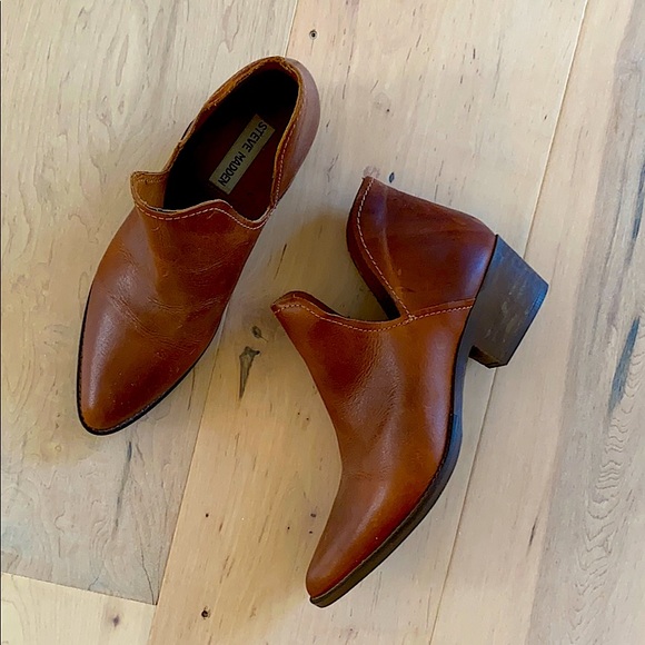 Steve Madden ankle booties - Picture 1 of 4